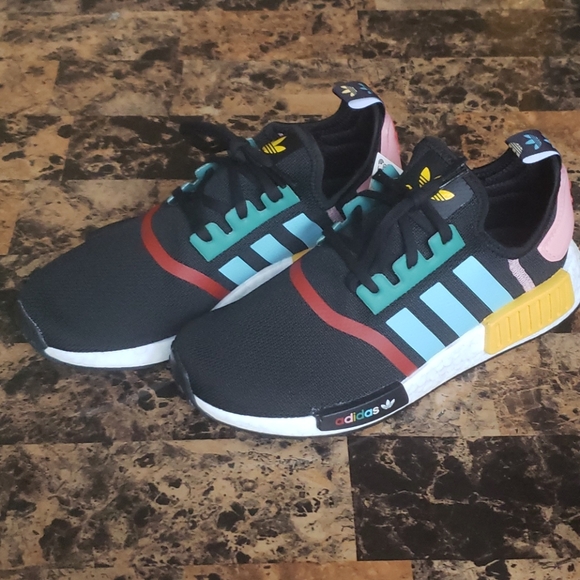 Rare Adidas NMD R1 Black/Yellow/Blue Sneakers NWT - Picture 2 of 16